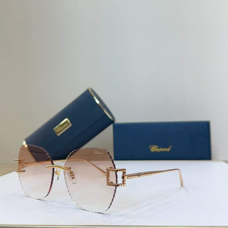 Picture of Chopard Sunglasses _SKUfw64173722fw